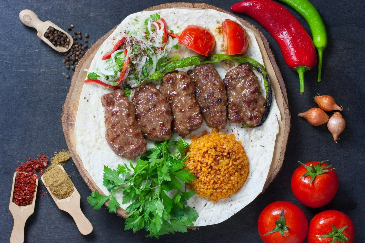 Köfte Tabağı